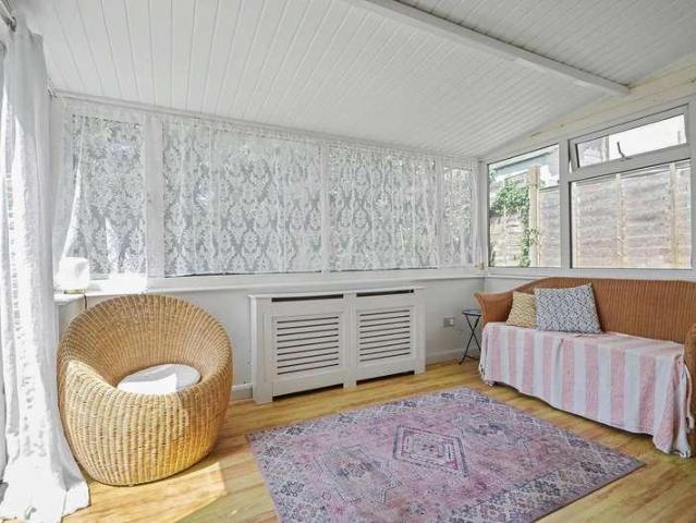 House for sale in Brambridge, Hampshire