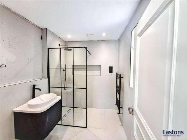House for sale in Red Hill, Surrey