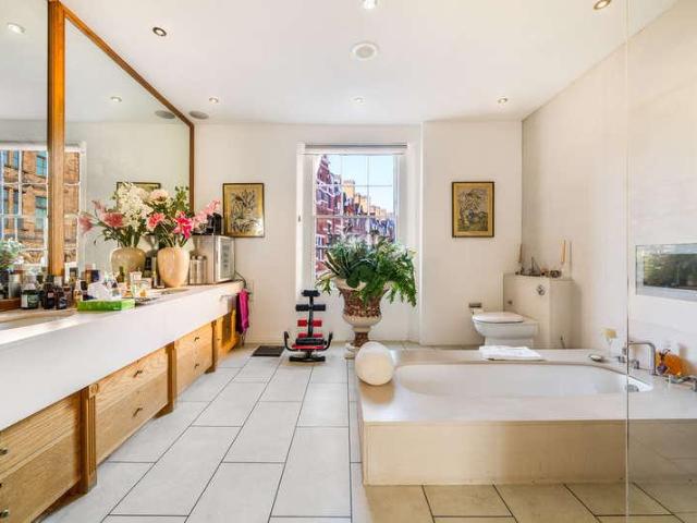 House for sale in Chelsea, Greater London