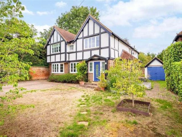 House for sale in Stoke D'Abernon, Elmbridge