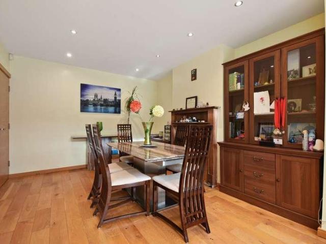House for sale in Lane, Greater London