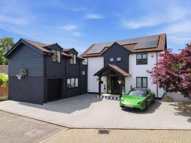 House for sale in Old Wolverton, Milton Keynes