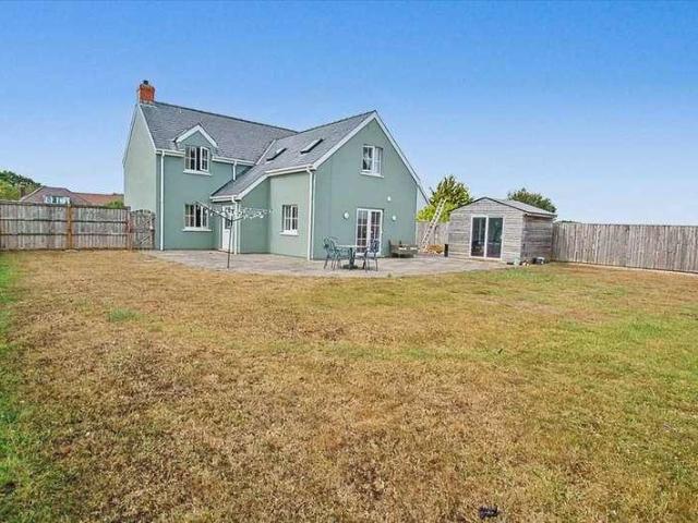 House for sale in St. Mary Out Liberty, Saundersfoot