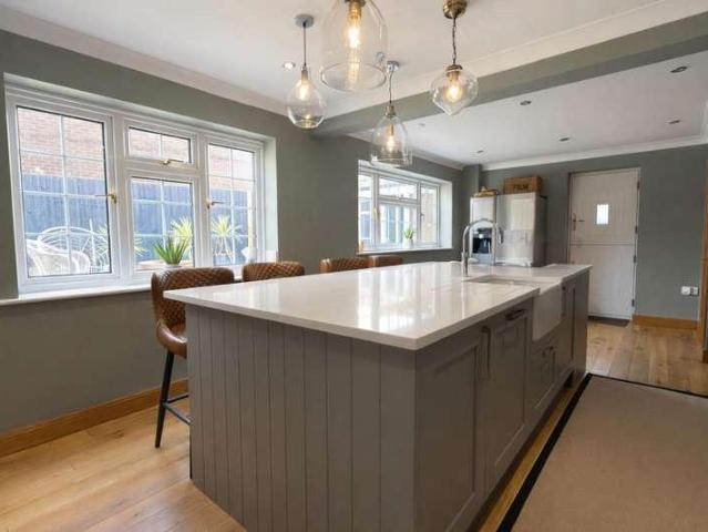 House for sale in Llwydcoed