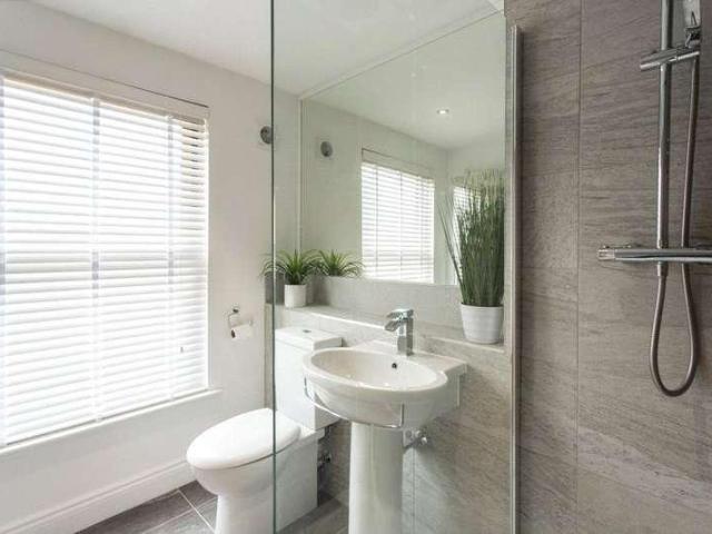 House for sale in Aberford, West Yorkshire
