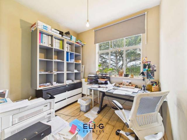 House for sale in Brent Cross, Greater London