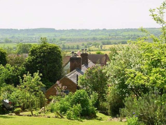 House for sale in Barton In Fabis, East Midlands