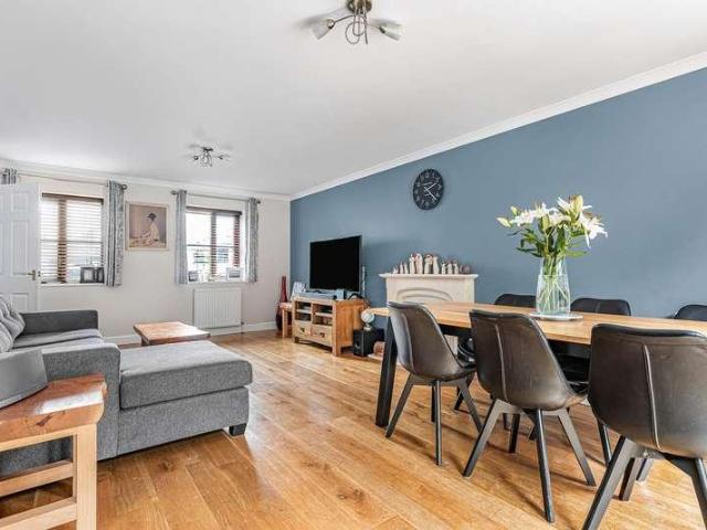 House for sale in Dauntsey, Wiltshire