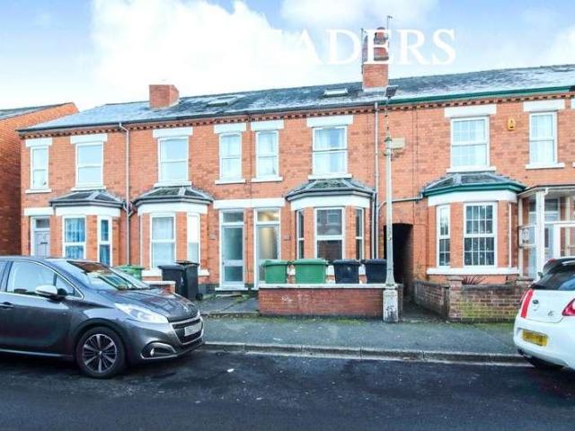 House for sale in St John's, Worcestershire