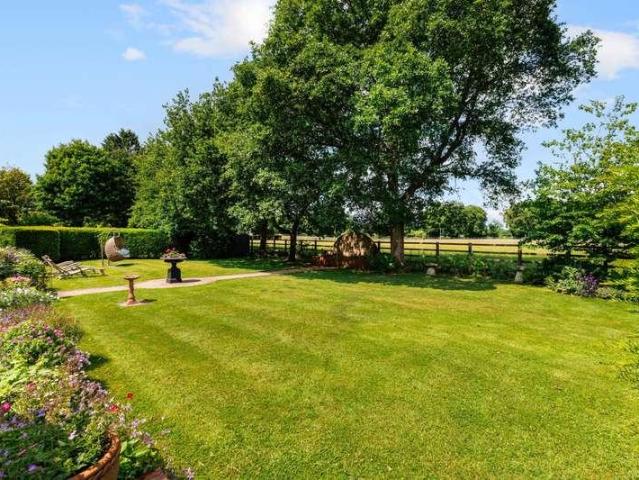 House for sale in Berrick Salome, Oxfordshire
