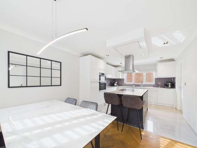 House for sale in Brayton
