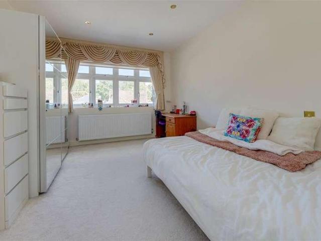 House for sale in Radlett, Hertfordshire