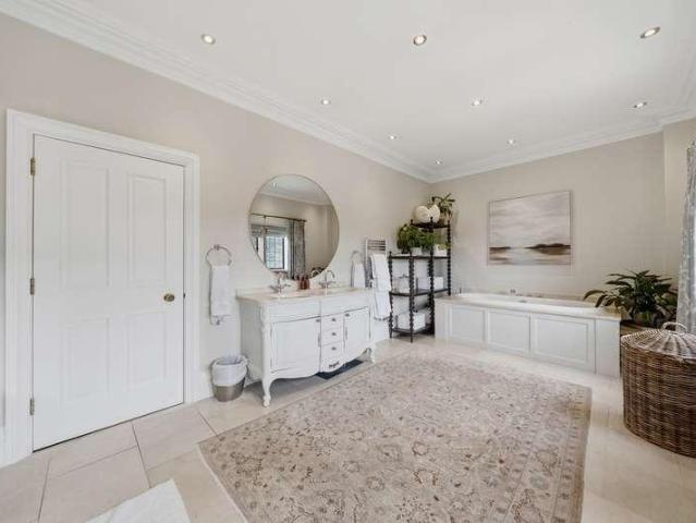 House for sale in Froggatt, East Midlands