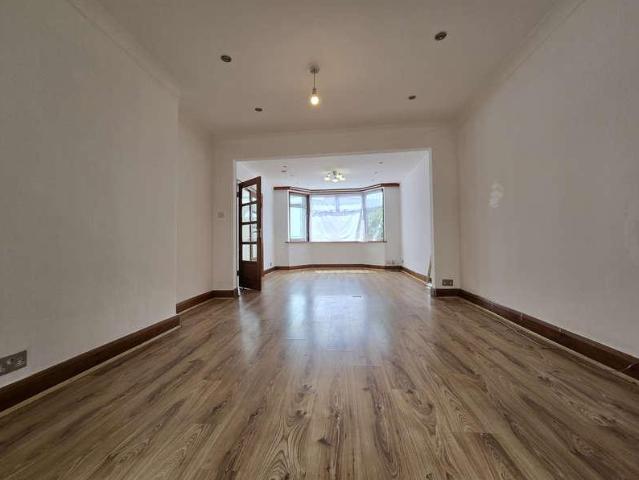 House for sale in Brent Cross, Greater London
