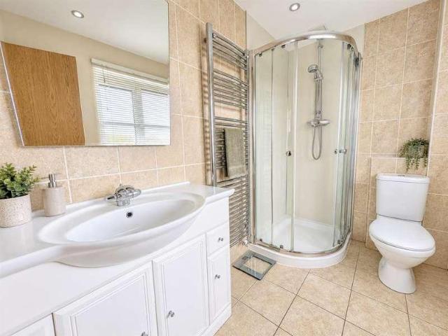 House for sale in Uckfield, Cross In Hand