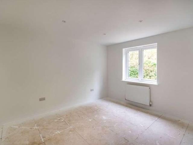 House for sale in Costhorpe, East Midlands