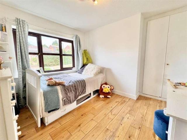 House for sale in Staincross, South Yorkshire