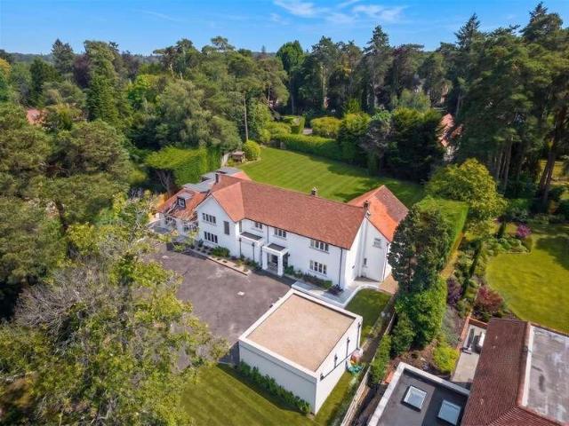 House for sale in Sunningdale, Windsor and Maidenhead