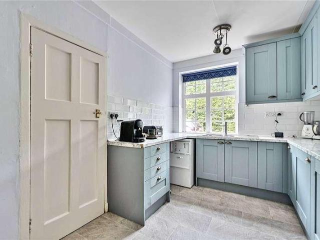 House for sale in Heatherside, Heol-las