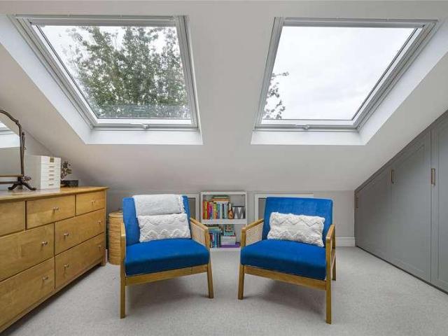 House for sale in London Borough of Lewisham, Brockley