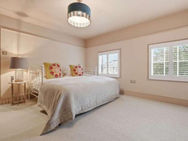 House for sale in Hertford, Colliers End