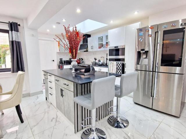 House for sale in Evershot, Oxfordshire