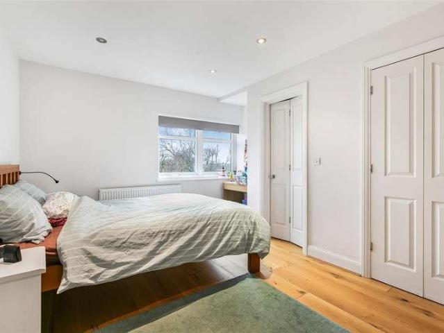 House for sale in Norbiton, Greater London