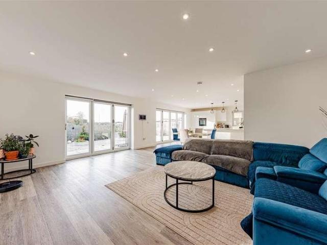 House for sale in Chilton, Acol