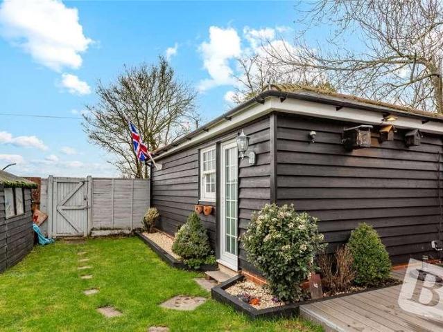 House for sale in Stondon Massey, Navestock Side