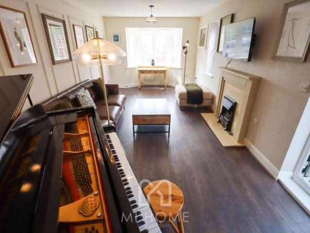 House for sale in Medlar-with-Wesham, Wesham