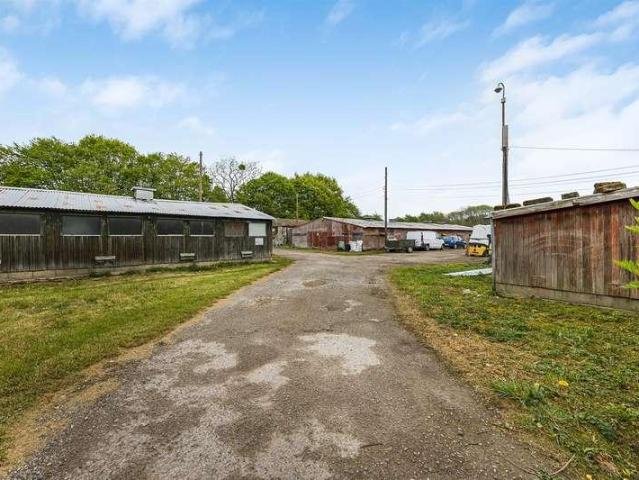 House for sale in Tidmarsh, West Berkshire