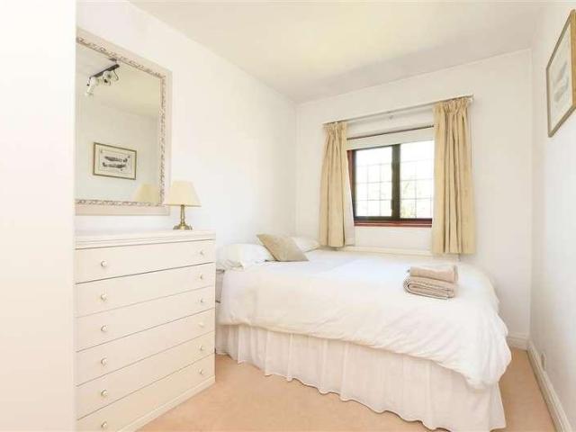 House for sale in London Borough of Croydon, Purley