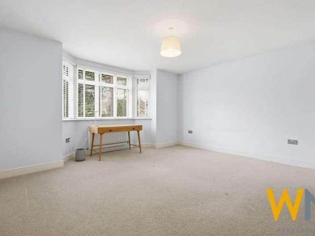 House for sale in Navestock Side, Essex