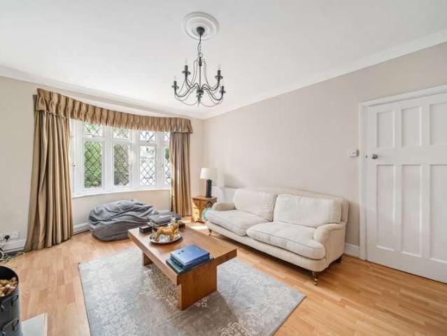 House for sale in Southfields, Greater London