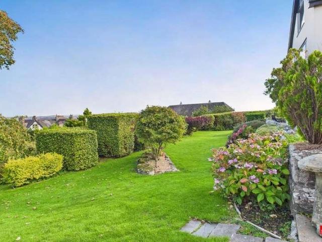 House for sale in Grange-over-sands