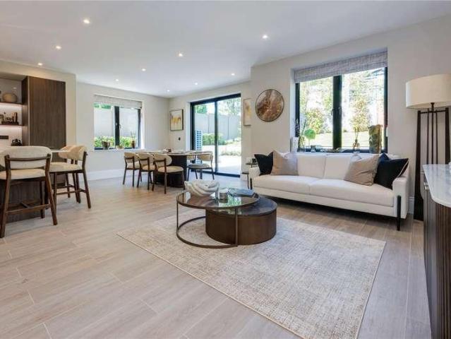House for sale in Radlett, Hertfordshire