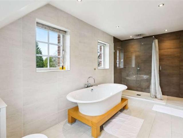 House for sale in Whiteley Village, Blackhills