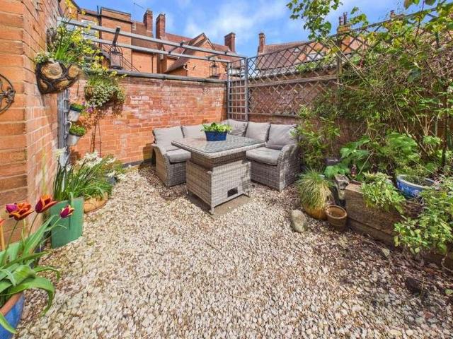 House for sale in Old Wharf, City Of Leicester