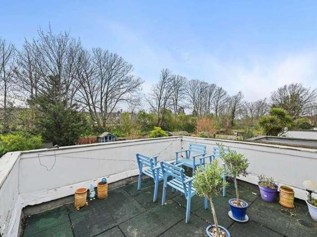 House for sale in Streatham, Greater London