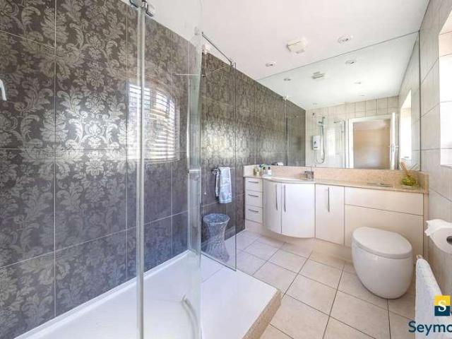 House for sale in Albury, Westborough
