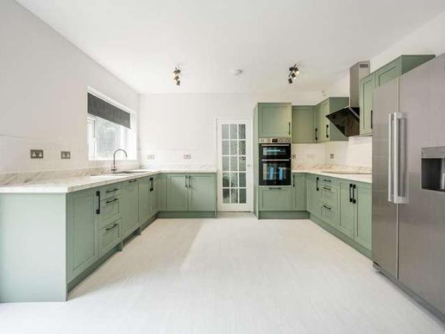 House for sale in Talbot Village, Bournemouth
