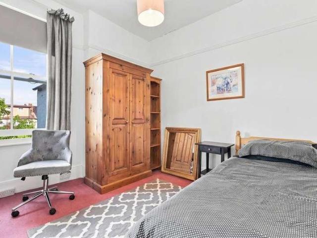 House for sale in Wanstead, Greater London
