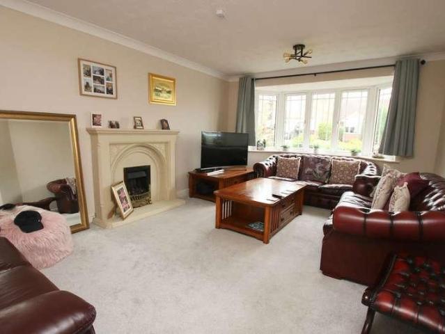 House for sale in Elmton, East Midlands