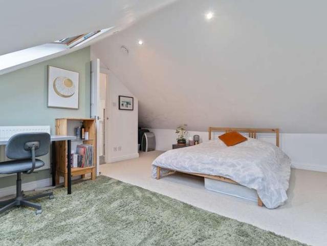 House for sale in Allt-yr-yn, Wales