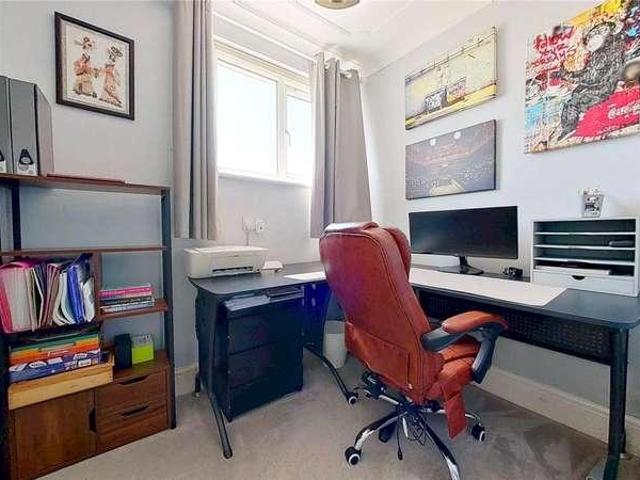 House for sale in Fishersgate, West Sussex