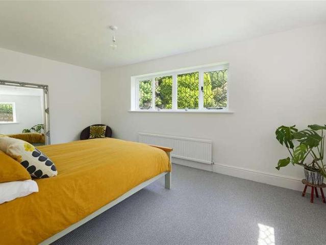 House for sale in Oversland, Oad Street