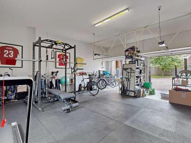 House for sale in Kilmacolm, Scotland