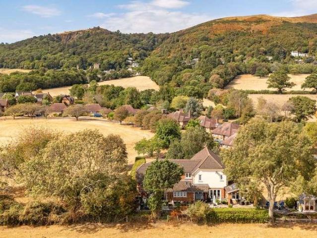 House for sale in Forthampton, Worcestershire