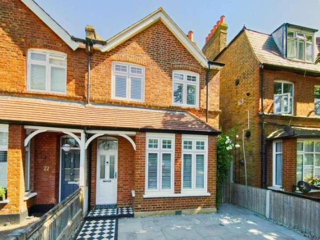 House for sale in Hampton Wick, Greater London