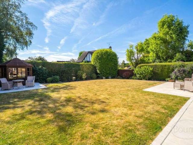 House for sale in Westborough, Surrey